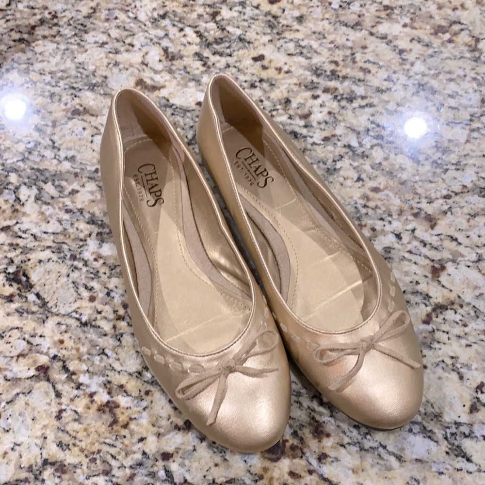 ⚜️Chaps Gold Amelia Flats, Women’s Size 8.5B